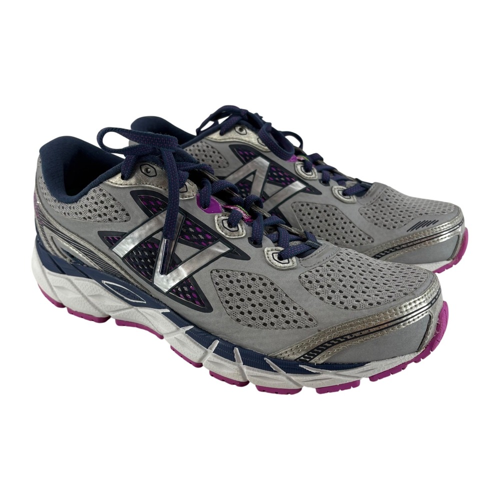New Balance 840v3‎ Women's Size 10 Grey Silver Purple Running Shoes W840WP3
